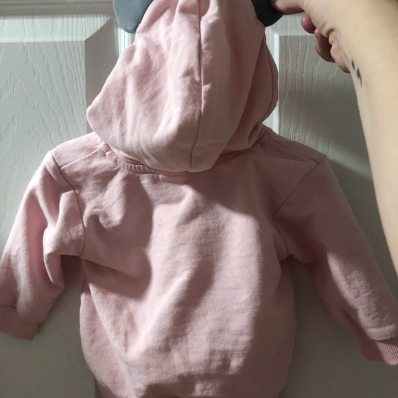 Disneys Minnie Mouse outfit - Picture 3 of 5